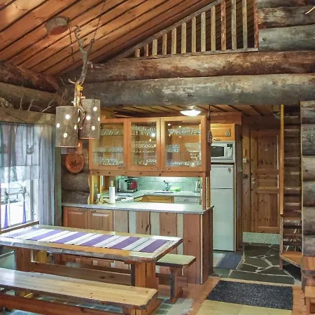 Holiday Home Toermaepaeaesky Hébergement de vacances Ruka